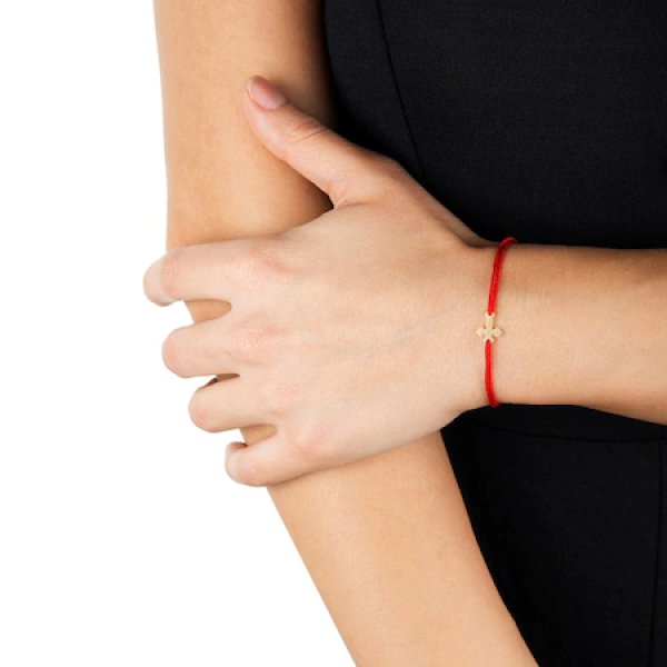 Bratara cruce din aur 14k, dama/copil/barbat/bebelus, aur 14k, snur rosu reglabil, mini figurina cruciulita, auriu