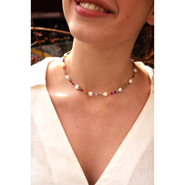 Colier aur dama la baza gatului, colier perle naturale cu aur, inchidere aur 14k, coliere din aur cu perle de cultura si mix cristale summer, colier pietre naturale