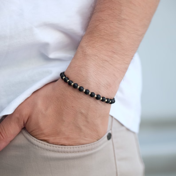 Bratara 10 sfere aur 14k si onix negru natural, bile aur 14k striate, barbat/dama, bilute aur 2 mm, snur gros din matase, piatra naturala onix negru lucios